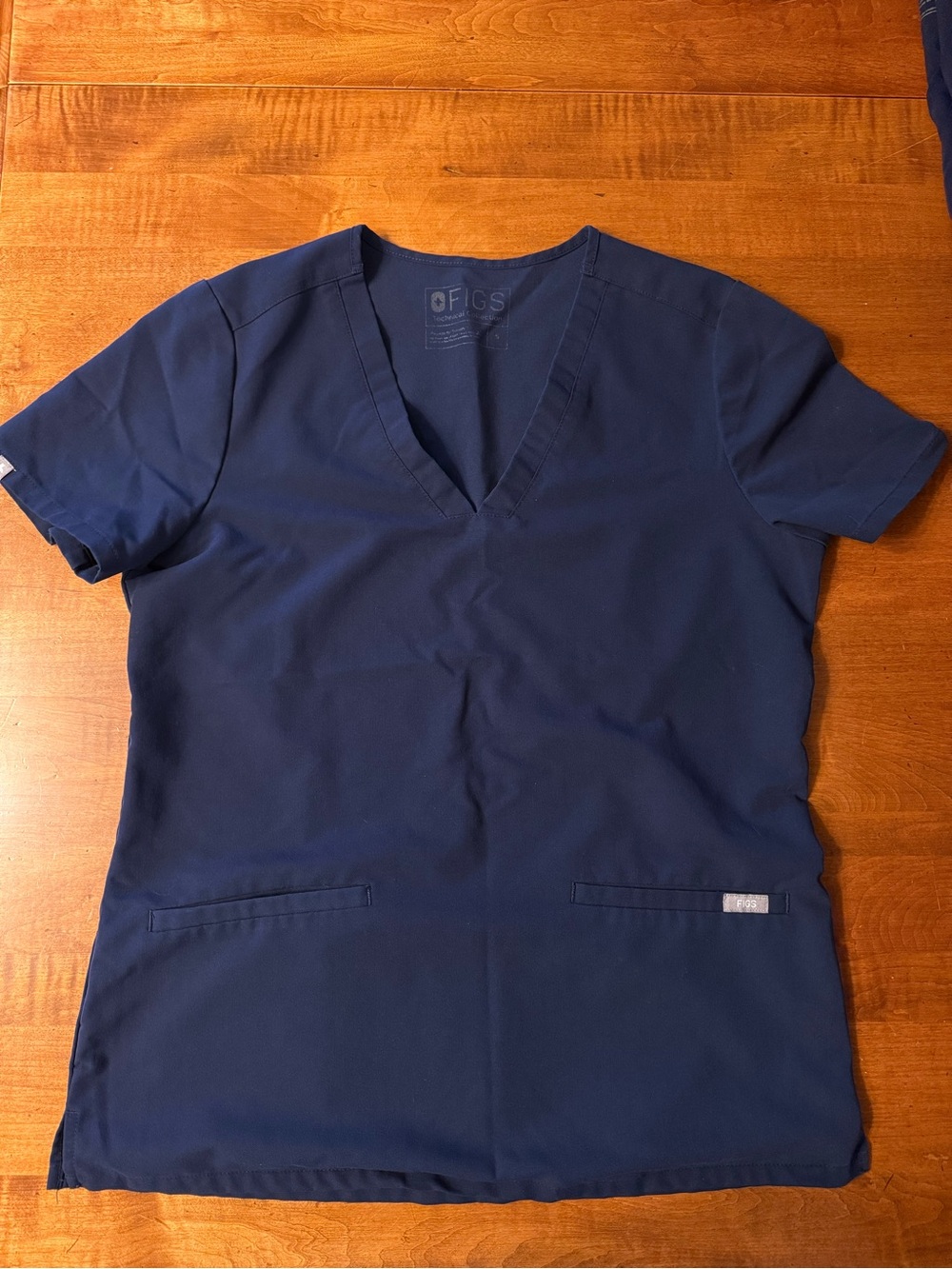 FIGS Navy Cosma Scrub Top Small